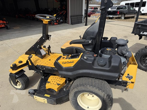Tondeuse autoportée à rayon de braquage zéro Cub Cadet Tank SZ54 2018, 27 CV, plateau de coupe commercial fabriqué de 54 pouces, tondeuse professionnelle à vendre - Product Image 4