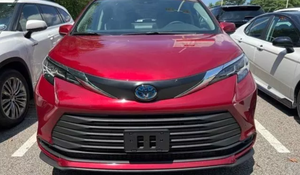 Auto Usado Toyota <span class=keywords><strong>Sienna</strong></span> A <span class=keywords><strong>LE</strong></span> <span class=keywords><strong>2022</strong></span>, SUV, Envío a Todo el Mundo - Product Image 2