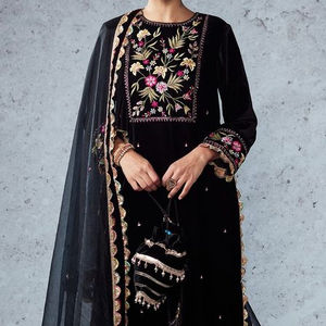 Travail de broderie Resham indien/pakistanais 100% soie velours motif floral longue ligne A Kurta avec robe pantalon pour tenue de fête/mariage - Product Image 1