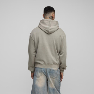 Sweat à capuche gris clair avec logo blanc sur la poitrine, streetwear, superposition, mélange de coton doux, vêtement décontracté confortable - Product Image 2