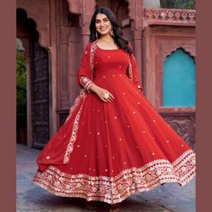 Top Quality Bulk Supply Designer Latest Fashion Plain Pattern Rayon Slub Kurti Set with Floral Print Dupatta - Product Image 3