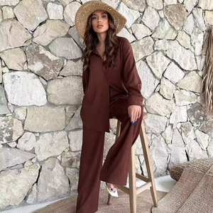 Conjunto Casual de 2 Piezas de Verano para Mujer de Diseño a la Moda, Chándal con Camisa de Manga Larga con Botones y Pantalones en Color Marrón - Product Image 1