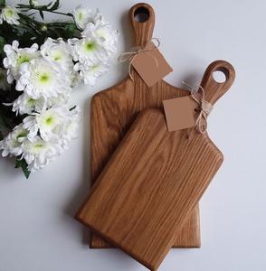 Planche à découper en bois extra large personnalisable pour préparer les repas et servir des apéritifs avec style - Product Image 5