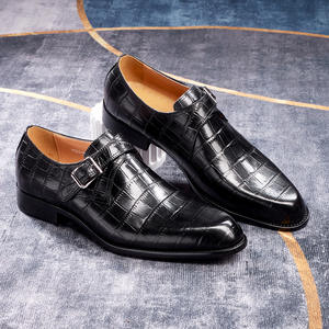 Chaussures habillées vintage en cuir givré pour hommes avec empiècements élastiques et talon résistant à l'usure - Product Image 3