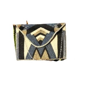 Pochette de haute qualité en soie brodée de fleurs, avec logo personnalisé, emballage personnalisé, chaîne d'épaule – Broderie et travail au point de croix - Product Image 2