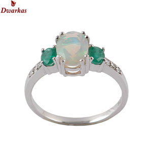 แหวนหมั้นวินเทจเงินแท้ 925 ประดับโอปอลไฟเอธิโอเปียธรรมชาติทรงรี ฝังแบบหนามเตย ได้รับการรับรองจากผู้ตรวจสอบโดยอิสระ - Product Image 5