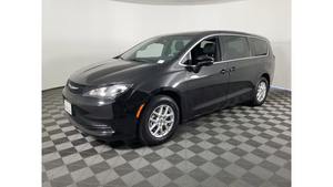 Chrysler Voyager LX FWD 2025 Usado en Excelentes Condiciones - Product Image 4