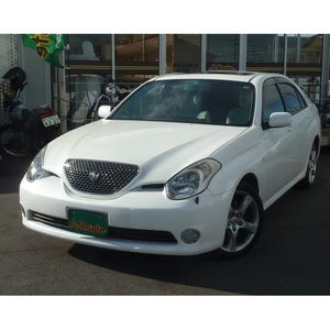 Usado To-yota Verossa Automático Características de seguridad avanzadas, exterior elegante e Interior cómodo - Product Image 4