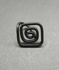 Collar multicapa de cuero con cuentas de resina Artificial de alta calidad para mujer, diseño único, joyería de moda, bodas, fiestas - Product Image 6