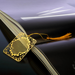Marque-pages en métal légers et durables, tendance populaire 2026, style moderne, commande en gros pour bibliothèques et écoles - Product Image 1