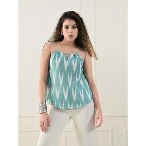 Top à bretelles nouées en coton 100% respirant d'été, style bohème floral tissé en ikat vert mer, coupe décontractée - Product Image 6