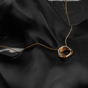 Lo último en joyería de acero inoxidable chapada en oro de 18 quilates, mezcla hueca geométrica, colgante cuadrado de tres colores, collar Punk impermeable P243470 - Product Image 6