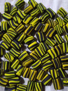 Assortiment de perles de verre pour la fabrication de bijoux DIY Work Arts and Crafts Decorative Hobby Artistry Colorful Crystal Assortiment Bulk Mix - Product Image 5