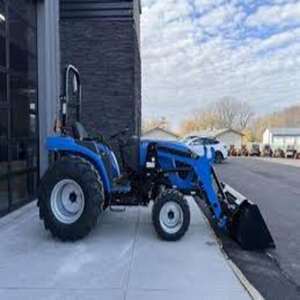 Tractor cortacésped LS usado de la marca Company Sypply con cargador frontal, 4x4, 210HP, motor Briggs & Stratton, caja de cambios y bomba, en venta. - Product Image 1