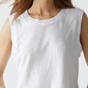 Top court tendance pour femme-Élégant et confortable, parfait pour les tenues décontractées et les journées d'été, disponible en différentes couleurs - Product Image 4
