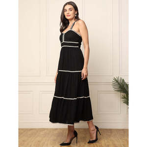 DEEBACO Robe longue évasée noire unie en rayonne pour femme, col cœur, sans manches, style décontracté ou de soirée, lavable - Product Image 3