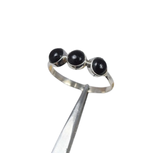 แหวนเงินสเตอร์ลิง925แข็งทำด้วยมืออัญมณีโอนิกซ์สีดำธรรมชาติสำหรับงานแต่งงาน - Product Image 1