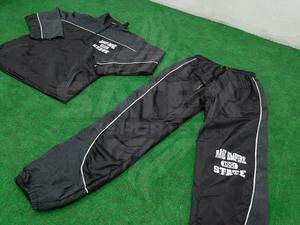 Conjunto de Sudadera con Capucha y Pantalones Deportivos Reflectantes con Logotipo Personalizado, Estilo Urbano, Cierre de Cremallera, Talla Grande, Unisex, Chándal de Poliéster/Nailon, Cortavientos y Transpirable - Product Image 3