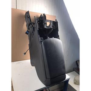Console Centrale Tunnel 9HP per PEUGEOT 3008 Serie (16>23) - Product Image 1