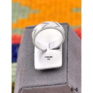 Bague ajustable en argent sterling plaqué or rose, sertie d'un diamant ovale taillé à la main, style sud-ouest, en argent de buffle blanc, tendance, sous licence - Product Image 4