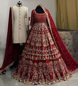 Hermoso bordado en el vestido largo del piso con novio Sherwani CON CUENTAS DE CRISTAL EMBELLECIDAS, TRABAJO DABKA para BODA = 2024 - Product Image 1