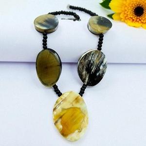 Haute qualité Vintage Style corne de buffle pendentif collier fait à la main résine bois métal os boucle d'oreille haute chaînes élégantes - Product Image 4