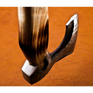Hacha Vikinga Hecha a Mano con Acero de Alto Carbono, Mango de Acero de Grado Industrial, Funda de Cuero, 1.5 kg, para Camping y Uso Diario - Product Image 6