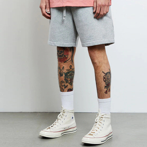 Shorts pour hommes gris en coton uni avec cordon de serrage, taille mi-haute, décontractés, respirants, shorts de sport - Product Image 3