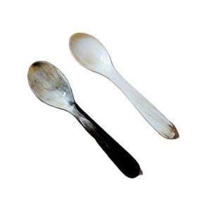 Cuchara hecha a mano de cuerno de búfalo para uso en la cocina con logotipo personalizado, cuchara de cuerno de buey, nuevo diseño único de cuchara de cuerno - Product Image 4