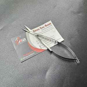 Pinzas de cejas plateadas de alta calidad, logotipo personalizado, puntas puntiagudas inclinadas de acero sostenible, pinzas para cejas con tijera de resorte para cejas - Product Image 5