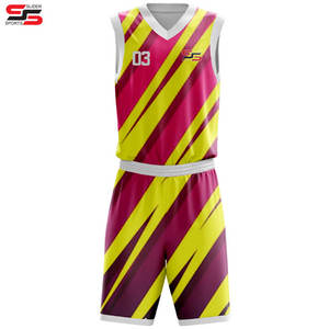 Uniformes matériels en polyester Séchage rapide Uniformes vierges de basket-ball pour jeunes Maillots réversibles pour l'impression - Product Image 4