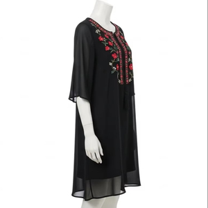 Robe en mousseline de soie décontractée avec applications, tissu mélangé élasthanne, design élégant, légère, confortable, à porter au quotidien, mode en gros, robe habillée pour femmes - Product Image 3