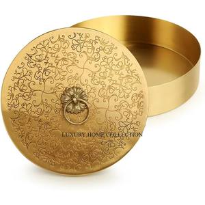 Casserole décorative en métal gaufré avec acier inoxydable poli miroir pour le service et le stockage de qualité supérieure - Product Image 1