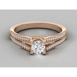 Anillo Solitario de Oro de 10K con Diamante Brillante Cultivado en Laboratorio - Product Image 6