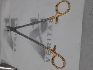 Portaagujas A-1 VERITAS de 24 cm, de carburo de tungsteno con revestimiento dorado, recto, reutilizable, instrumento quirúrgico, CE ISO 13485, para hospitales y clínicas. - Product Image 6