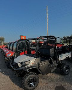 Limpie el tractor agrícola Kubota usado a la venta en buenas condiciones Compre el tractor Kubota. - Product Image 5