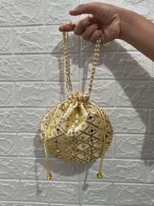 Fabriqué à la main Rajasthani soie Potli sac pour femmes Gota Patti perle miroir travail mariée pochette sac à main pour Ramadan nouvel an indien - Product Image 3