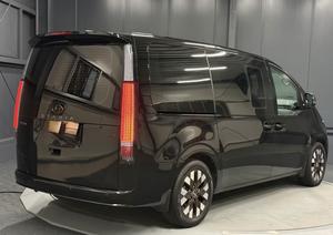 Hyundai Starex 2.0L, couleur noire, diesel, transmission automatique, fourgon, neuf/occasion, 2021 - Product Image 5