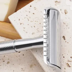 Afeitadora de hoja de doble filo para mujer, afeitadora de seguridad de acero inoxidable, recortadora de pelo corporal, maquinilla de afeitar de fábrica - Product Image 6