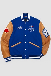 Veste universitaire en laine de luxe Veste universitaire d'inspiration rétro avec manches contrastées et poignets côtelés - Product Image 4