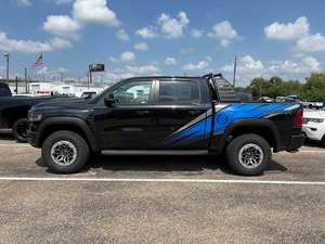 Pre Owned Clean 2025 Ra-m 1500 crew cab - Product Image 2