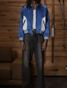 Chaquetas Varsity Personalizadas de Alta Calidad con Bordado, Parches y Cremallera Doble, Estilo Casual, 100% Algodón - Product Image 2