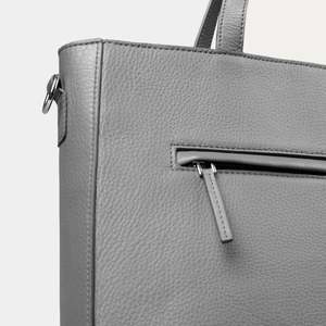 Sac fourre-tout d'été pour femmes The Poet, en cuir véritable gris, avec fermeture ouverte, couleur unie - Product Image 6