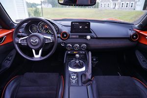 Mazda MX-6 d'occasion 2019, conduite à gauche, norme Euro IV, 50 001 à 75 000 miles - Product Image 3