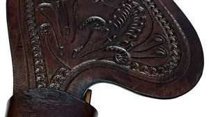 Diseño personalizado nueva temporada caballo occidental estribo 100% pieles y guardabarros de cuero occidental tradicional negro marrón personalizar logotipo - Product Image 4