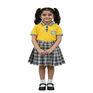 ชุดนักเรียนแบบใหม่สำหรับเด็กประถม ชุดยูนิเซ็กซ์ สำหรับฤดูร้อน แขนสั้น ผ้าโพลีเอสเตอร์ผสมคอตตอน - Product Image 5