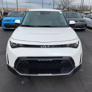 Modelo 2023, SUV compacto de 5 puertas diseñado para la conducción urbana y con rendimiento eficiente de combustible o eléctrico. - Product Image 5