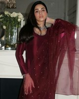 Robe de mariée en fausse fourrure et soie, couleur personnalisée, manches mi-longues, design fantaisie sur mesure, moderne, pour fête et mariage, taille sur mesure
