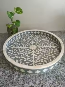 Plateau de service en incrustation d'os fabriqué à la main de qualité supérieure par Crescent Crafts - Product Image 2