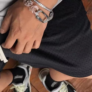 Pantalones cortos de entrenamiento de verano para hombre con bolsillos, ropa deportiva de secado rápido de 1 pieza, ropa activa para correr y montar en bicicleta, ajuste holgado, teñido liso - Product Image 4